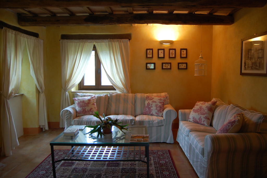 Agriturismo Spa Serpanera Sarnano Exterior photo