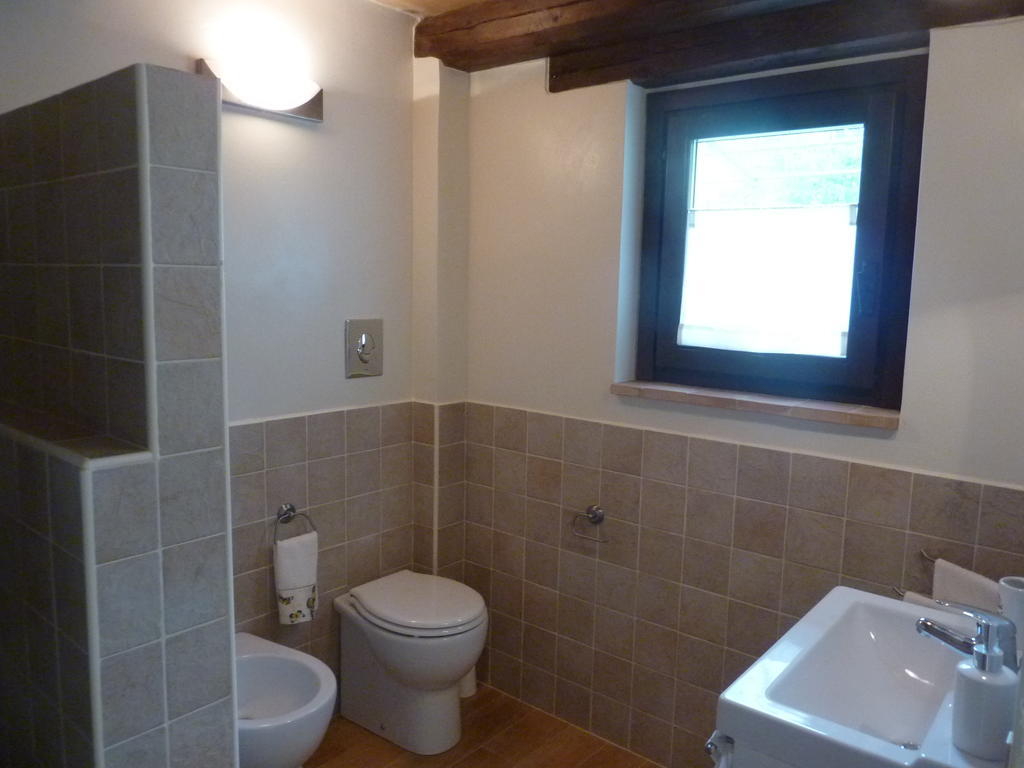 Agriturismo Spa Serpanera Sarnano Room photo